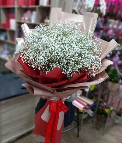 Букет цветов из: Гипсофила в Ромашково
