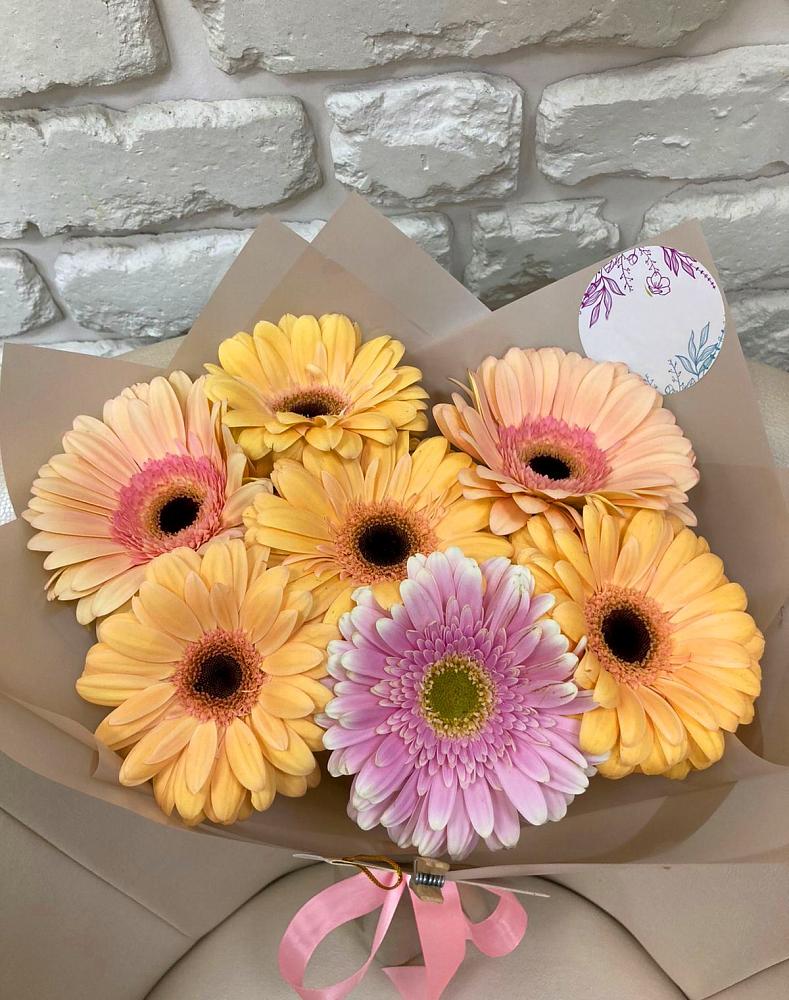 Букет цветов из: Герберы в Ромашково