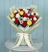 Букет цветов из:  Розы в Ромашково