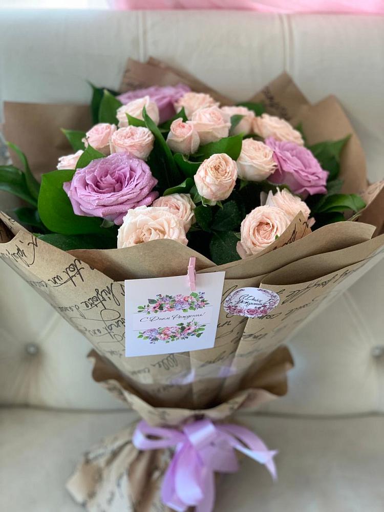 Букет цветов из: Розы в Ромашково