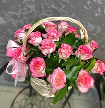Цветочная композиция из Розы в корзине #REPLACE_PRED# Ромашково
