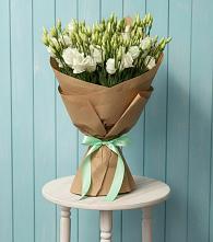 Букет цветов из:  Лизиантусы в Ромашково