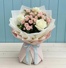 Букет цветов из:  Розы в Ромашково