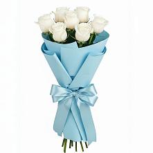 Букет 7 белых роз Проуд в Ромашково