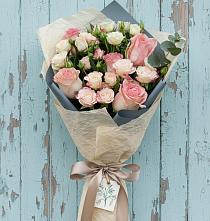Букет цветов из:  Розы в Ромашково