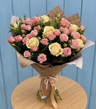 Букет цветов из:  Розы в Ромашково