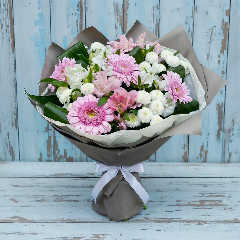 Букет цветов из: Герберы, Альстромерии и Хризантемы в Ромашково