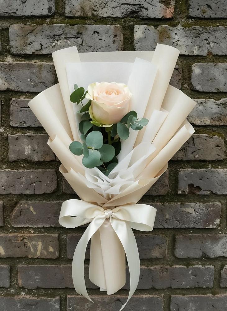 Букет цветов из: Розы в Ромашково