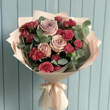 Букет цветов из:  Гвоздики и Розы в Ромашково