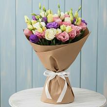 Букет цветов из:  Лизиантусы в Ромашково