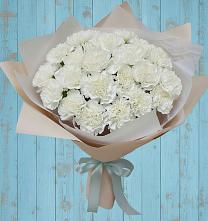 Букет цветов из:  Гвоздики в Ромашково