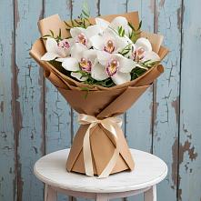 Букет цветов из:  Орхидеи и Розы #REPLACE_PRED# Ромашково